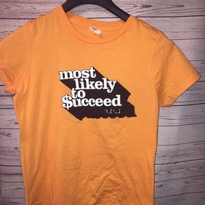 NWOT Women’s Fitted Tee